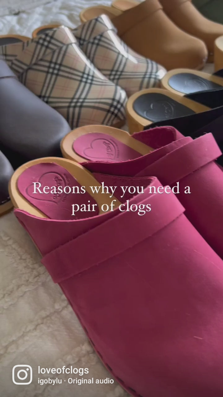 Load video: Reasons why you need a pair of clogs!