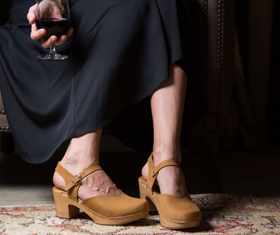 Amelia Heel Clogs | Tan