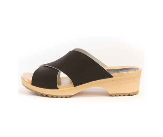 Mette-Clog-Mule-Matte-Black