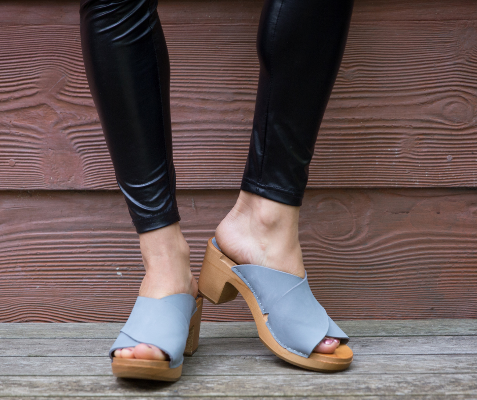 Rikke Heel Clogs | Sky Blue